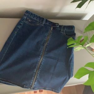 Tommy Hilfiger zipper jean skirt